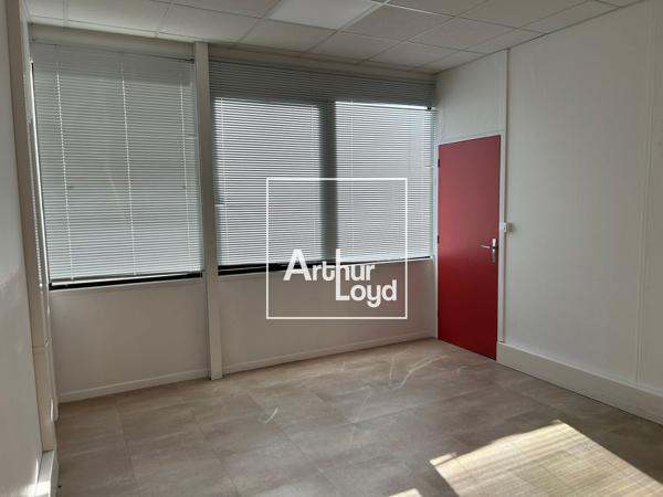 Bureaux à louer à Colomiers avec parking extérieur et climatisation