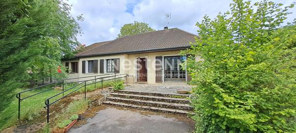 Maison familiale de 7 pièces à vendre à Morigny Champigny