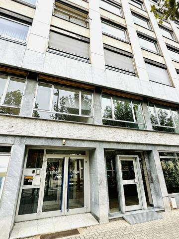 BUREAUX à VENDRE de 291 m²