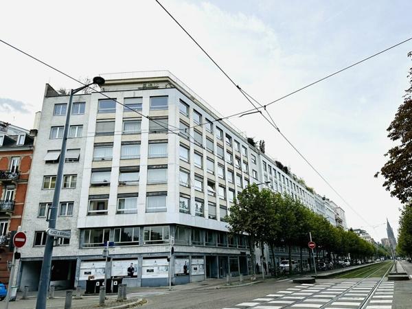 BUREAUX à VENDRE de 291 m²