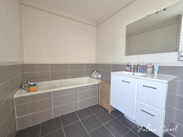 Maison de village 130m² avec garage et extérieur !