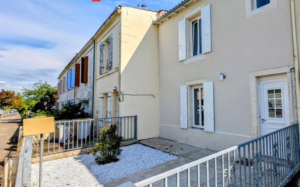 Maison à vendre    4 pièces •  Tonnay-Charente