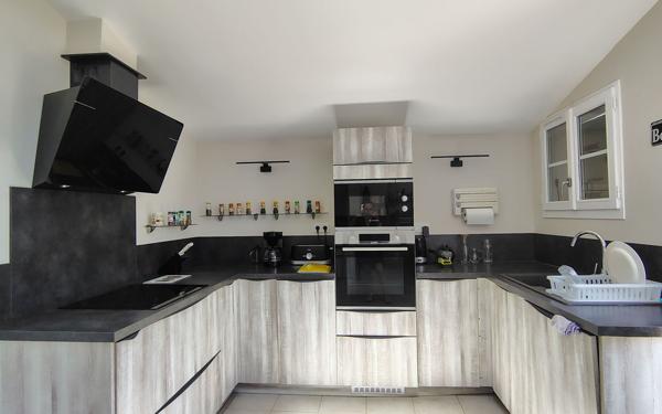 Maison à vendre    4 pièces •  Marennes