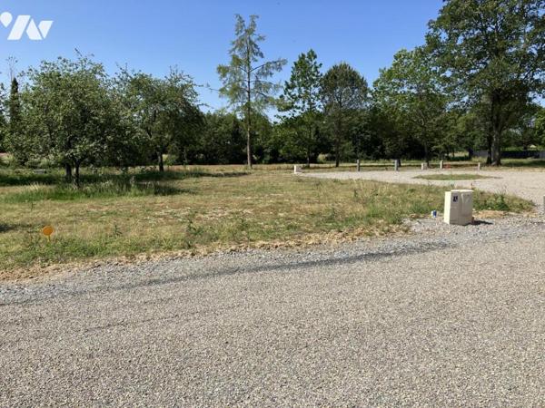 SAINTE-PAZANNE En lotissement, à vendre terrain à bâtir d'une superfie de 514 m²