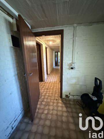 Maison 9 pièces de 222 m² à Beuvry (62660)