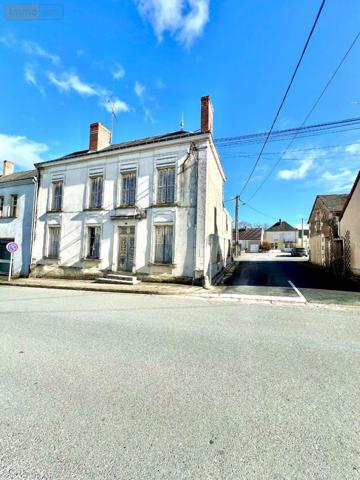 Maison de ville à vendre à Écueillé dans l'Indre (36240), ref : 016/444
