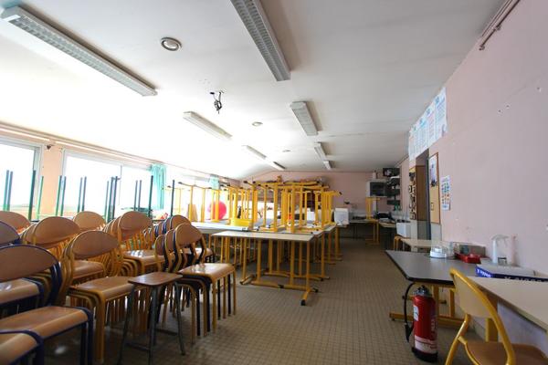 UN IMMEUBLE À USAGE PROFESSIONNEL, AU CENTRE-VILLE DE QUIMPER. - A QUIMPER Quimper CENTRE