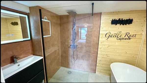 Font-Romeu-Odeillo-Via (66) _ Appartement T5 rénové – Rez-de-jardin PMR – Vue exceptionnelle sur les Pyrénées –