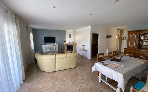 Maison à vendre    5 pièces •  Les Mathes