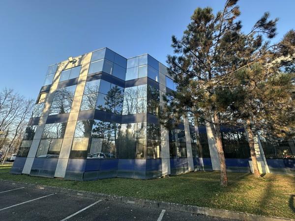 BUREAUX à LOUER de 3125 m²