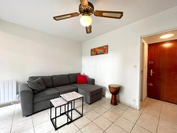 STUDIO 1 PIÈCE 25M2 AVEC PLACE DE PARKING