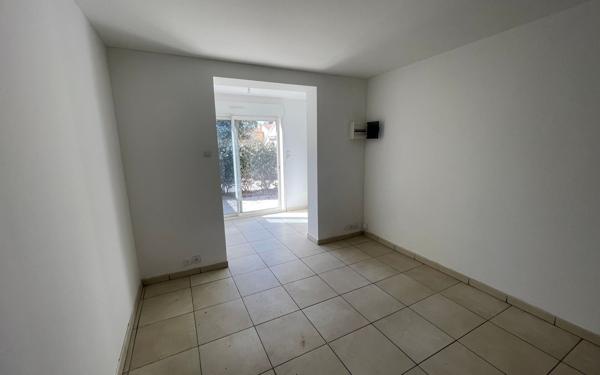 Appartement à vendre    3 pièces • 44,50 m2 Six-Fours-les-Plages