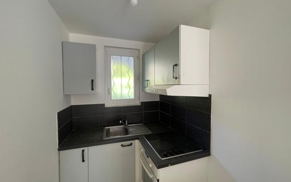 Appartement à vendre    3 pièces • 44,50 m2 Six-Fours-les-Plages