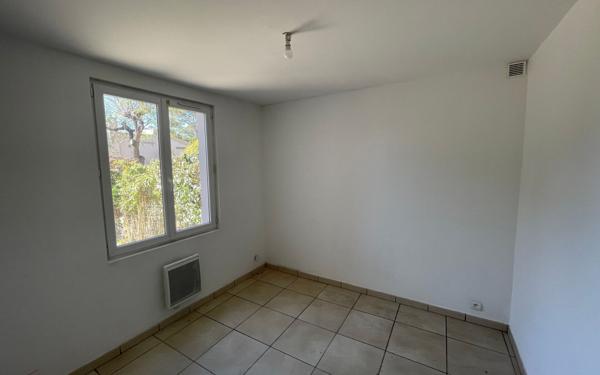 Appartement à vendre    3 pièces • 44,50 m2 Six-Fours-les-Plages