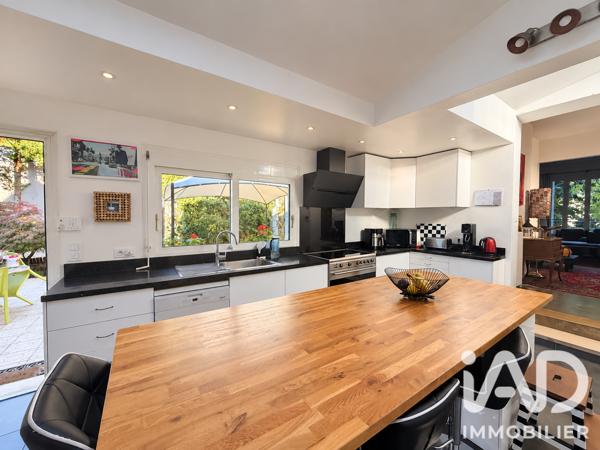 Maison (prestige) à vendre 11 pièces 208 m² Brunoy