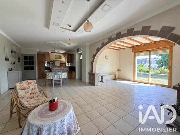 Maison à vendre 9 pièces 195 m² Saint-Hilaire-du-Harcouët