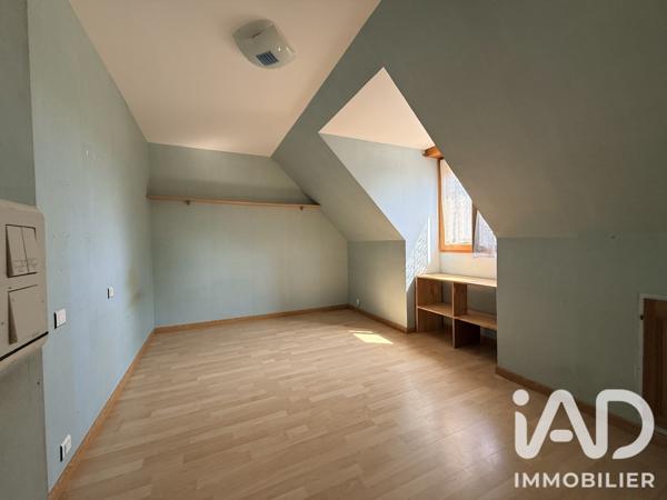 Maison à vendre 9 pièces 195 m² Saint-Hilaire-du-Harcouët