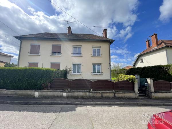 Dieulouard, Maison Mitoyenne d'un coté de 73 m², 2 chambres, jardin, sous-sol et dépendance. Dieulouard (54380)