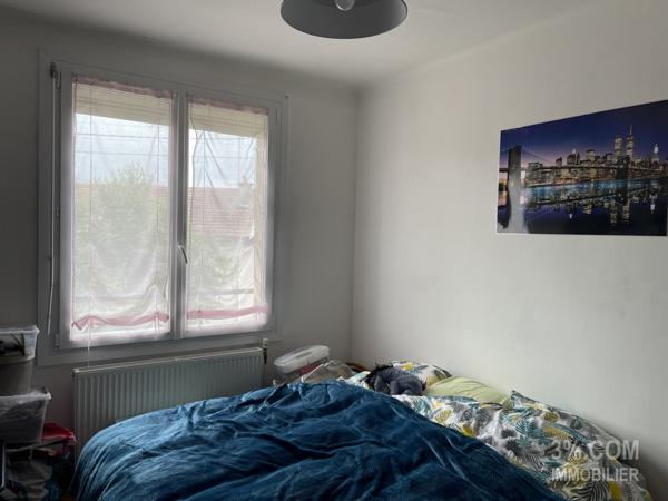 Dieulouard, Maison Mitoyenne d'un coté de 73 m², 2 chambres, jardin, sous-sol et dépendance. Dieulouard (54380)