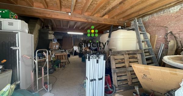 Maison
         9 pièces
        - 285 m² 275 000 € *