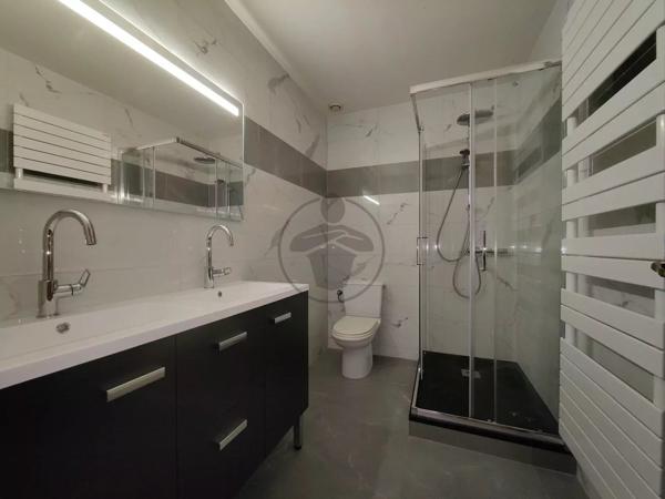 Location                                                      Appartement
                        
                     3 pièces                      90 m2                     à Baume-les-Dames