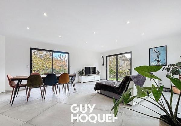 71570 CHANES - Villa 4Chbs + Dépendances