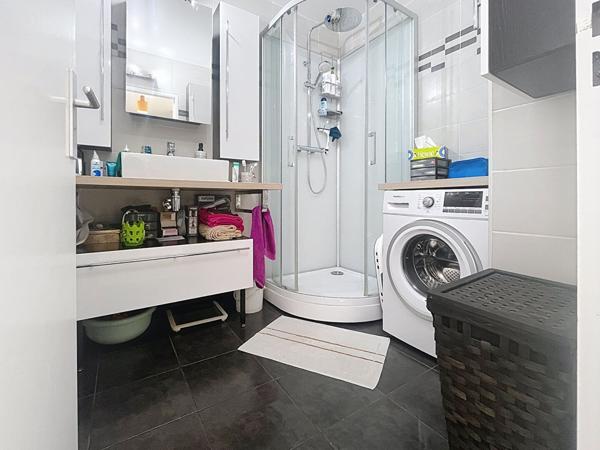 ISSY - ALLEE HENRI MATISSE- RODIN balcons-calme-résidence sécurisée