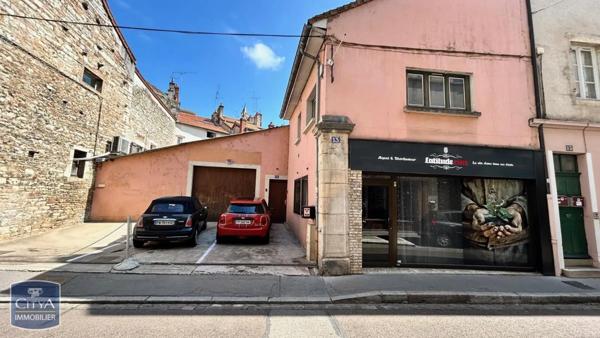 Immeuble à vendre 288m²