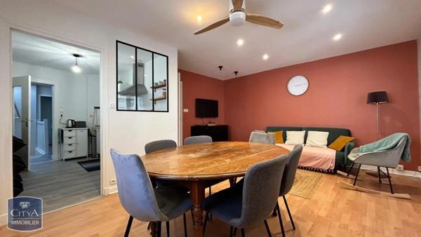 Immeuble à vendre 288m²