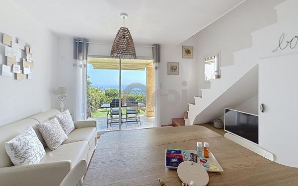 Maison à vendre    2 pièces • 32 m2 Les Issambres - Roquebrune-sur-Argens