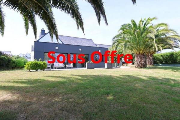 EXCLUSIVITÉ – RARE À SAINT-POL-DE-LÉON – MAISON 225 m² AVEC VUE MER