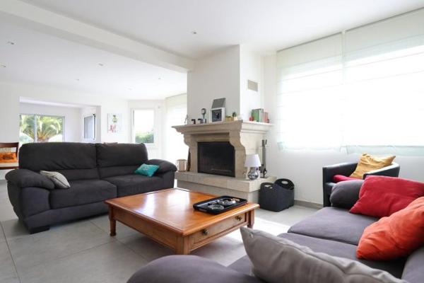 EXCLUSIVITÉ – RARE À SAINT-POL-DE-LÉON – MAISON 225 m² AVEC VUE MER