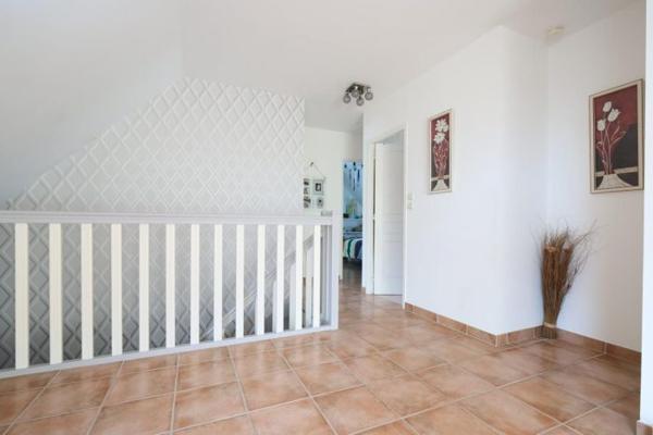 EXCLUSIVITÉ – RARE À SAINT-POL-DE-LÉON – MAISON 225 m² AVEC VUE MER