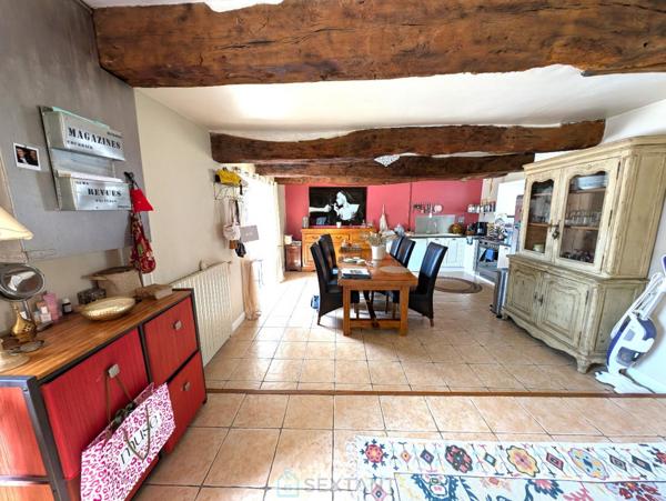 Charmante longère avec T2 indépendant sur 3400 m2
