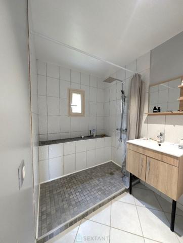 Charmante longère avec T2 indépendant sur 3400 m2