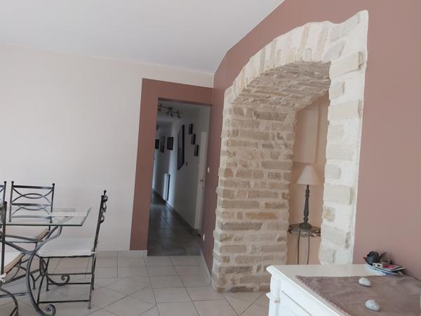 longère 3ch rénovée, cave et jardin