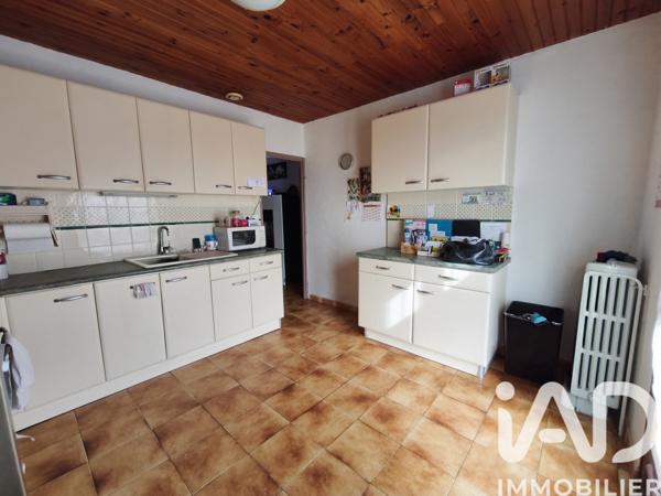 Maison à vendre 5 pièces 120 m² Cours-de-Pile