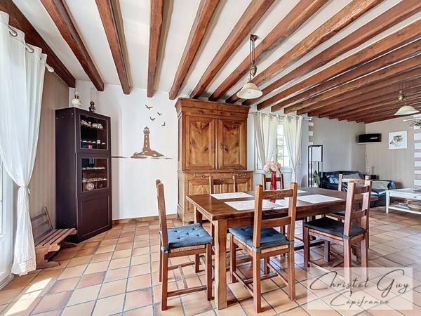 Maison traditionnelle 144 m² à vendre à Écommoy (72) – 4600 m², vie de plain-pied, dépendances, proche gare et commerces