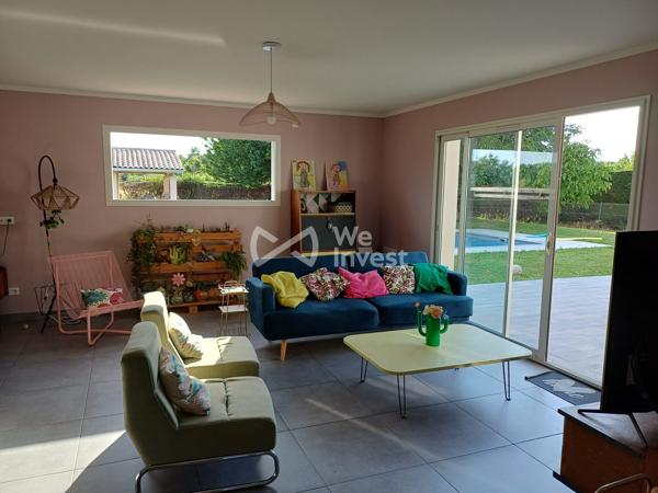 MAISON 8 pièces de 185m²   5 Chambres