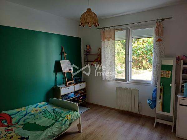 MAISON 8 pièces de 185m²   5 Chambres