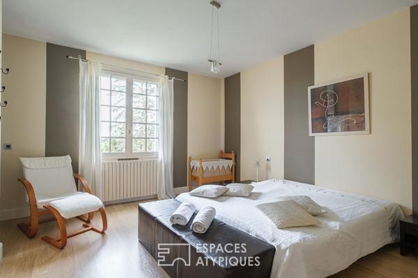 Villa lumineuse au calme urbain, en seconde ligne de la Sèvre