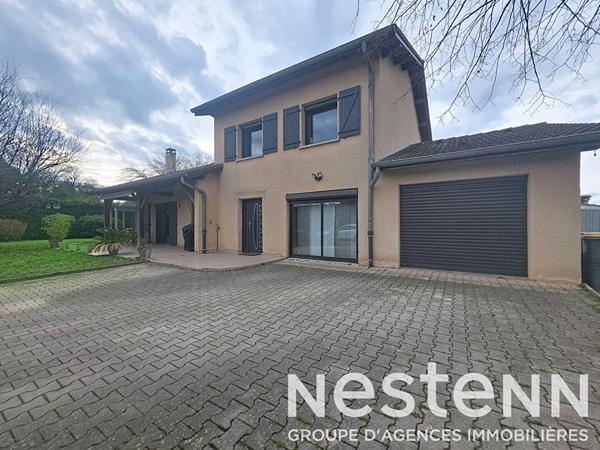 SAINT LAURENT DE MURE - Maison individuelle de 185 m² environ avec jardin de 707 m²