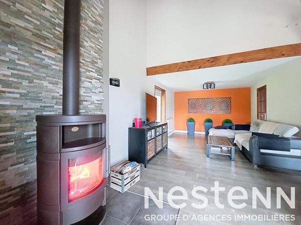 SAINT LAURENT DE MURE - Maison individuelle de 185 m² environ avec jardin de 707 m²