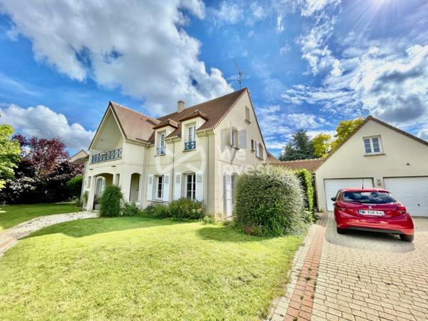 Rambouillet, Magnifique maison familiale de 290m2 de 8 chambres dans le quartier recherché du Patis.
