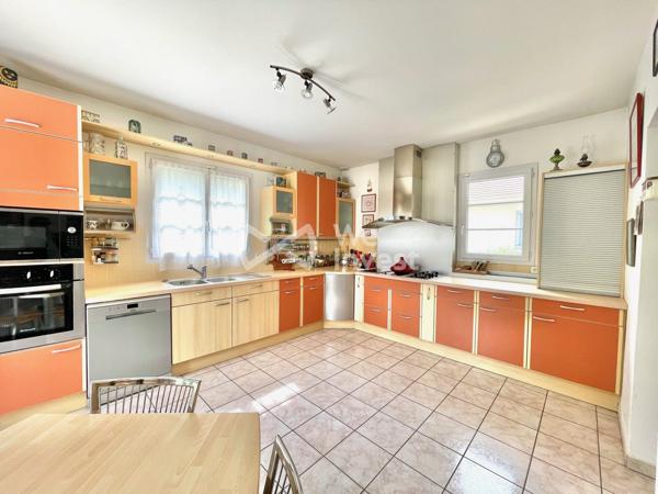 Rambouillet, Magnifique maison familiale de 290m2 de 8 chambres dans le quartier recherché du Patis.