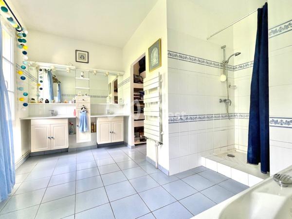 Rambouillet, Magnifique maison familiale de 290m2 de 8 chambres dans le quartier recherché du Patis.
