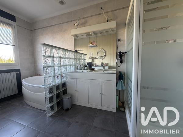 Maison à vendre 5 pièces 136 m² Orée d'Anjou