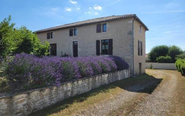 Vente Maison Ruffec   