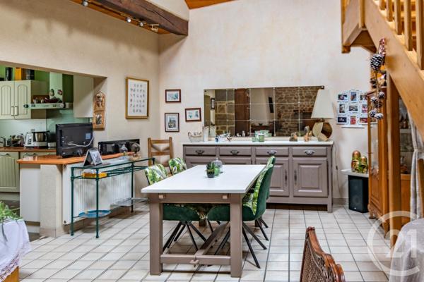 Maison à vendre  8 pièces - 221 m2 GORRON - 53