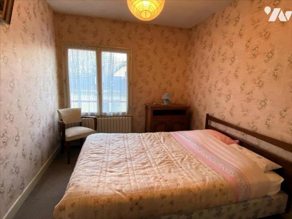 Jacob Bellecombette - Maison de ville des Années 50 à fort potentiel